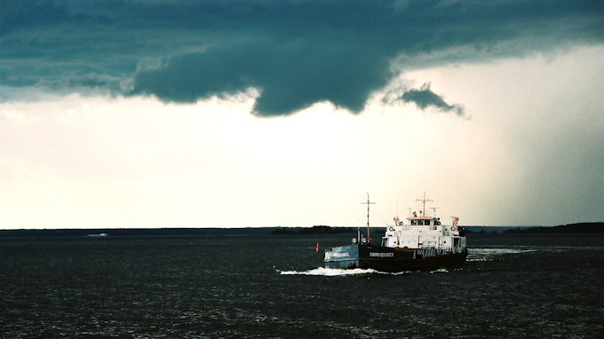 Karelien / Russland: Beginnendes Unwetter am Onegasee 