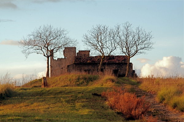 Ruine im Landesinneren von Kalabrien (Italien)